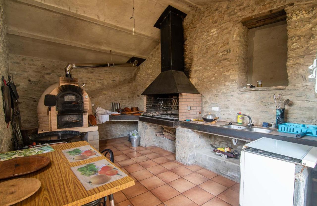 Casa Rural Graeras En Castigaleu Екстер'єр фото
